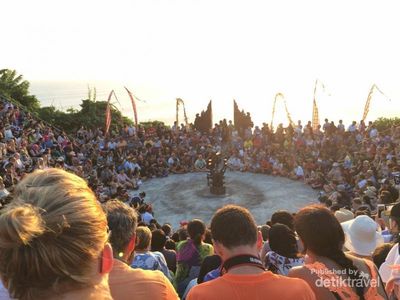 Tari Kecak, Budaya dan Alam yang Menyatu