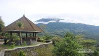 Tempat Terbaik Menyaksikan Gagahnya Merapi Hingga Merbabu