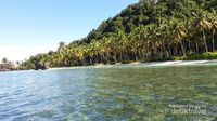Terbuai Keindahan Pantai Pasir Panjang