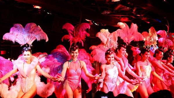 Waria Penari Kabaret di Bangkok, Secantik Perempuan Asli