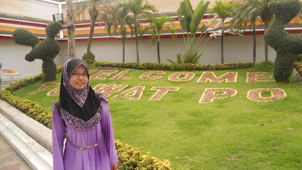 Warna-warni Vihara Wat Pho di Bangkok