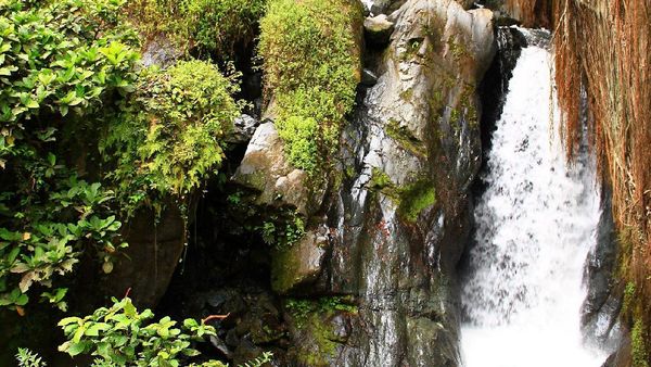 Wera, The Hidden Waterfall