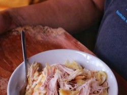 Wisata Kuliner Jakarta: Tukang Bubur Naik Haji di Masjid Cut Meutia