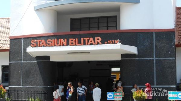 Wisata Ziarah ke Pusara Bung Karno