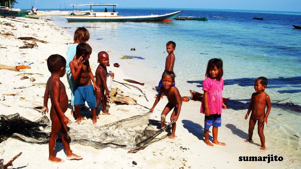 Wow! Indahnya Pasir Putih Pulau Sagori Wow! Indahnya Pasir Putih Pulau Sagori