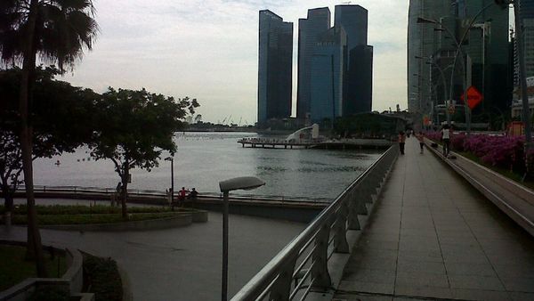 Yang Tak Boleh Terlewat di Singapura: Merlion Park