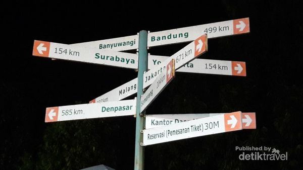 Yuk Berkeliling Madiun dengan Ular Besi