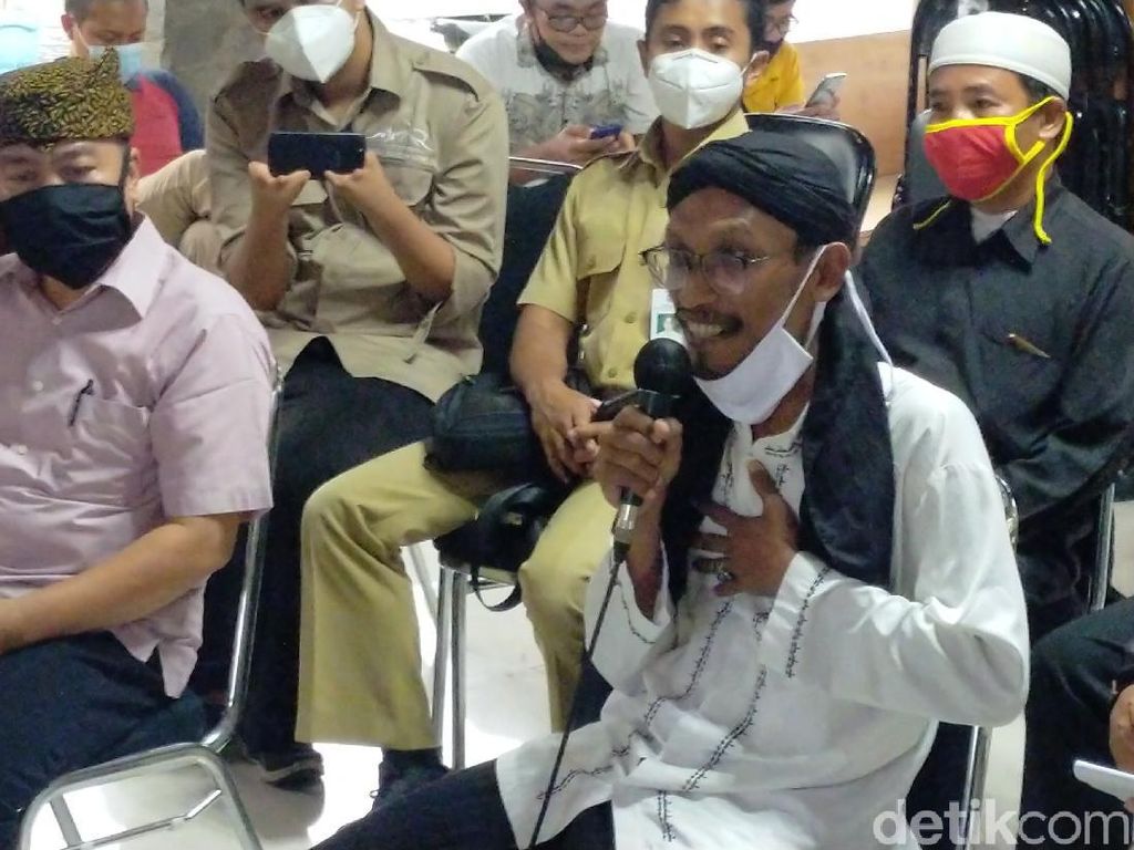 Ini Arti Kata Santet Versi Persatuan Dukun Nusantara Ini Arti Kata Santet Versi Persatuan Dukun Nusantara