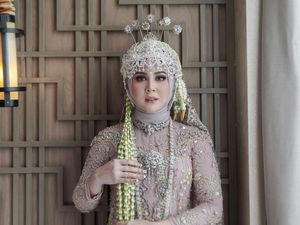 Kesha Ratuliu Anggun Jadi Pengantin Sunda di Hari Pernikahan Kesha Ratuliu Anggun Jadi Pengantin Sunda di Hari Pernikahan