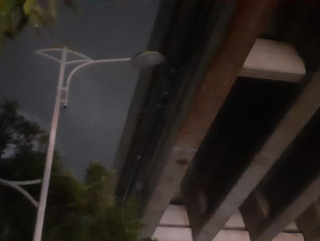 Lampu Jalan di Kayuringin Bekasi Belum Menyala, Ruas Jalan Gelap Lampu Jalan di Kayuringin Bekasi Belum Menyala, Ruas Jalan Gelap