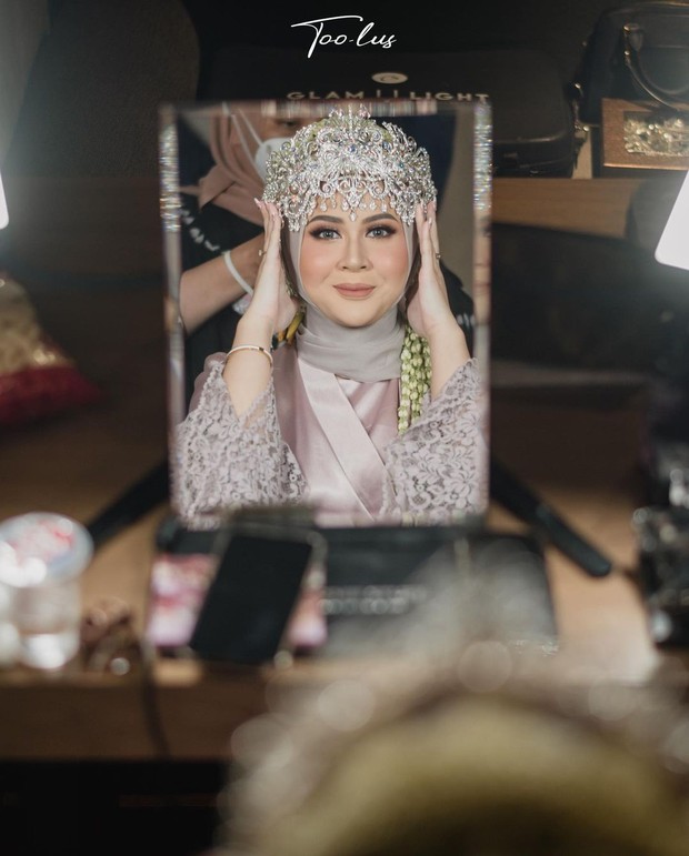 Make Up Kesha Ratuliu/Foto: instagram.com/kesharatuliu05 Make Up Kesha Ratuliu/Foto: instagram.com/kesharatuliu05