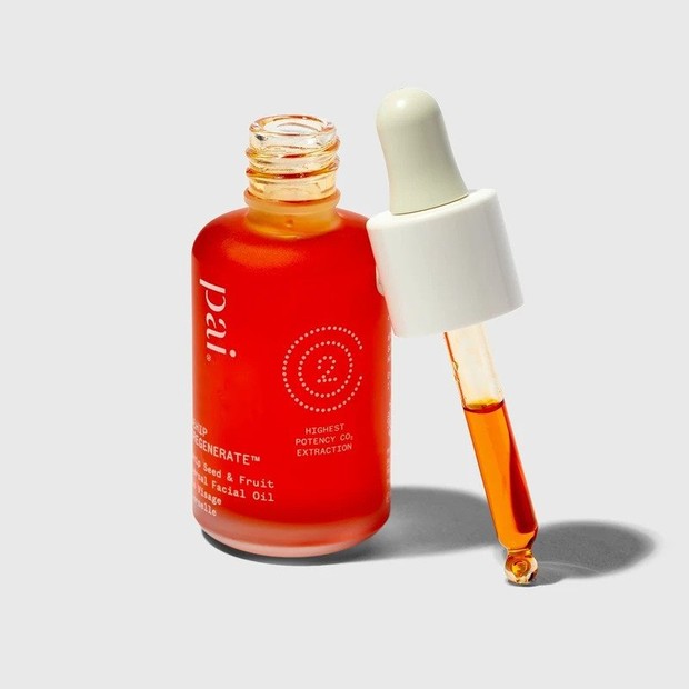 Salah satu produk skincare yang menggunakan rosehip oil sebagai bahan utamanya
