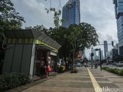 Pemprov DKI Anggarkan Rp 100 Miliar untuk Tata Trotoar