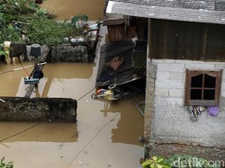 BMKG Peringatkan Potensi Banjir 10-11 Februari, DKI Jakarta Waspada