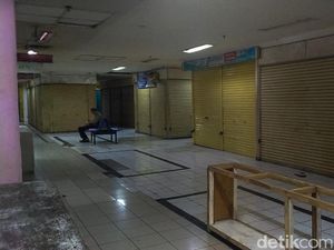 Penyebab Ribuan Kios di Pasar Baru Tutup, Haji Ditunda-Turis Dilarang