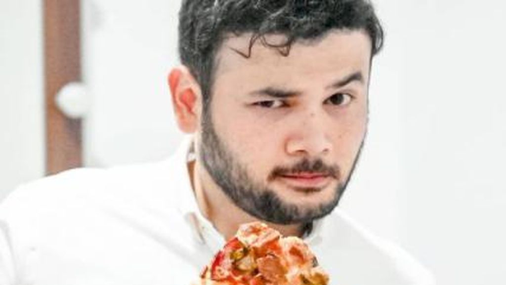 10 Potret Kuliner Ridho Rhoma yang Suka Pizza dan Ngopi 10 Potret Kuliner Ridho Rhoma yang Suka Pizza dan Ngopi