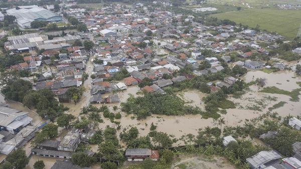 Selain Jakarta, Banjir Juga Rendam Bekasi
