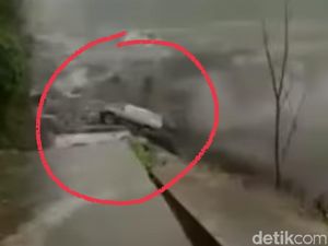Ini Kronologi Mobil Terseret Lahar Dingin Gunung Semeru Ini Kronologi Mobil Terseret Lahar Dingin Gunung Semeru