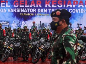 TNI Kerahkan 10 Ribu Prajurit Babinsa untuk Lacak COVID-19 di 7 Provinsi