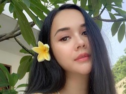 Leganya Aura Kasih Sudah Resmi Cerai dari Eryck Amaral