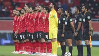 Al Ahly diperkuat oleh Mohamed El Shenawy, Mohamed Hany, Badr Benoun, Ayman Ashraf, Ali Maaloul, Hamdi Fathi, Amr El Soleya, Hussein El Shahat, Afsha, Taher Mohamed, dan Kahraba. 