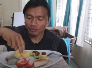 Binaragawan Ini Coba Ikuti Pola Makan Rasulullah SAW Binaragawan Ini Coba Ikuti Pola Makan Rasulullah SAW