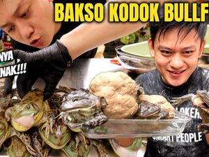 Bobon Santoso Bikin Bakso Kodok Banteng, Netizen: Ampun Bang Jago!