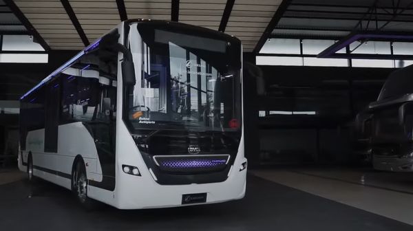 Penampakan Bus Listrik Karoseri Laksana, Calon Armada Transjakarta