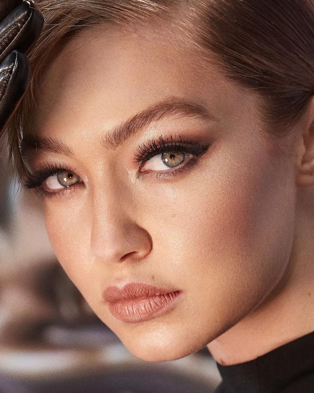 Gigi Hadid memberi tahu teknik makeup-nya/instagram.com/gigihadid