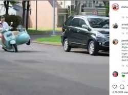 Glenn Alinskie Miring-Miring Naik Vespa Bawa Anak, Bikin Chelsea Olivia Geregetan