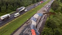 Terkini! Momen Contraflow di Tol Cipali