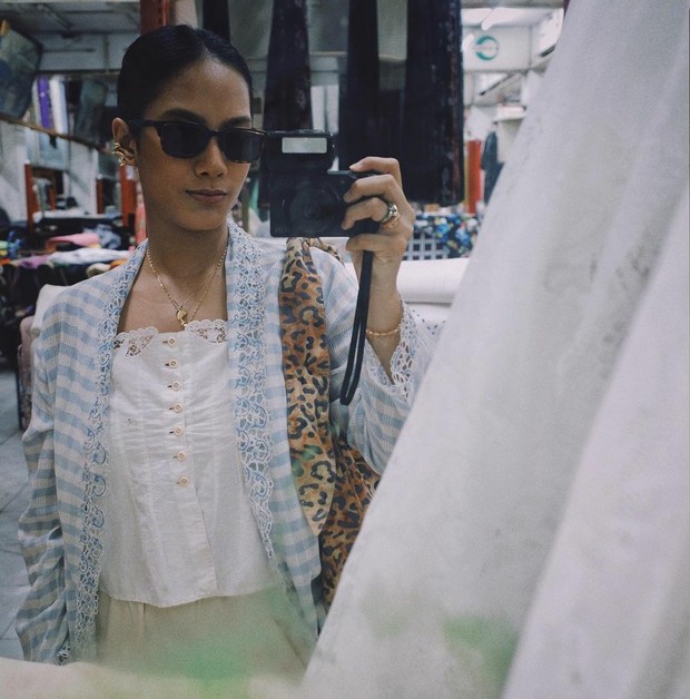 Kebaya sebagai Outer