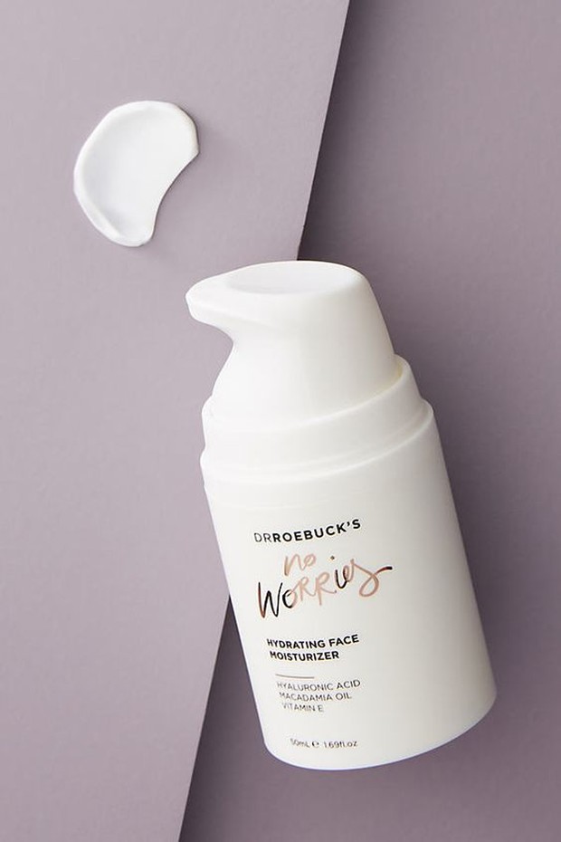 Gunakan moisturizer sebelum tidur