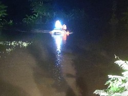 Cerita BPBD Majalengka Selamatkan Pasangan Lansia Terjebak Banjir di Sawah