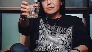 Momen Makan Ari Lasso yang Doyan Banget Makanan Jepang dan Buah Segar