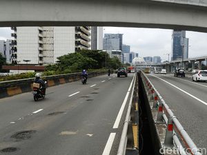 Musim Hujan, Jalan Berlubang di Gatsu Makin Parah