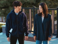 Aksi Park Shin Hye Berlomba Lawan Waktu di Trailer Sisyphus: The Myth