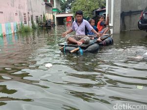 Banjir Berwarna Hitam-Berbau Busuk di Kudus Diteliti, Ini Hasilnya Banjir Berwarna Hitam-Berbau Busuk di Kudus Diteliti, Ini Hasilnya