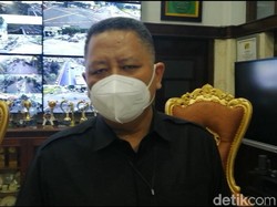 Plt Wali Kota Surabaya Sebut Pengusaha Sedikit Bernapas Lega Saat PPKM Mikro