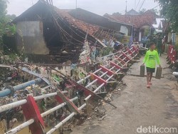 2 Rumah dan 1 Jembatan Rusak Diterjang Banjir di Majalengka