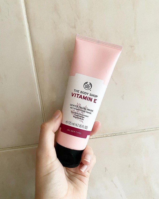 The Body Shop Vitamin E Gentle Facial Wash/Sumber:instagram.com/my_beauty_x