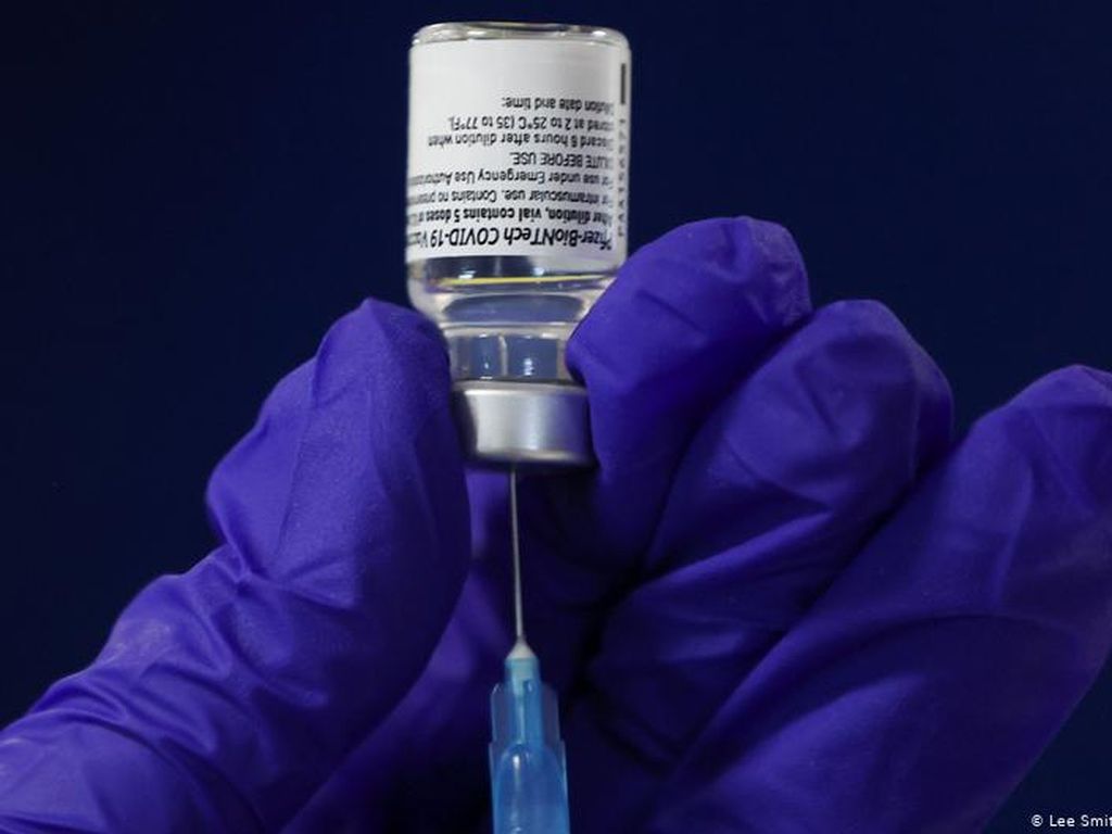 Bos Pfizer Yakin Perlu Ada Dosis ke-4 Vaksin COVID-19 untuk Hadapi Varian Baru
