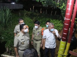 Kunjungi Cipinang Melayu Jaktim, Anies Bicara Pengerukan Waduk Rangon-Tiu
