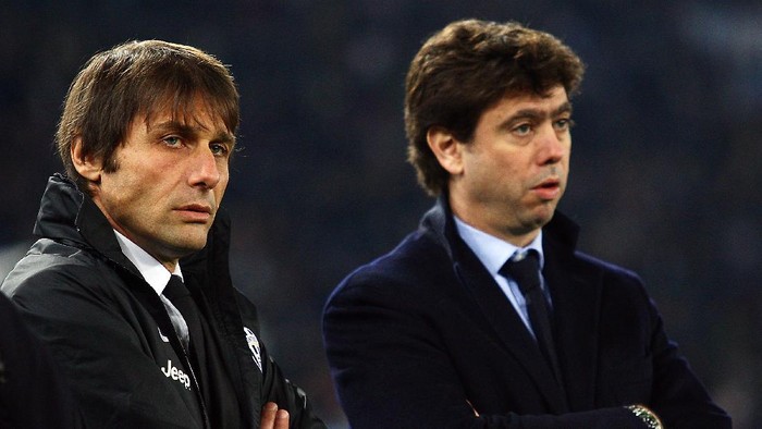 ROME, ITALY - JANUARY 29:  (L-R)Juventus FC head coach Antonio Conte and President Andrea Agnelli look on during the TIM cup match between S.S. Lazio and Juventus FC at Stadio Olimpico on January 29, 2013 in Rome, Italy.  (Photo by Paolo Bruno/Getty Images)