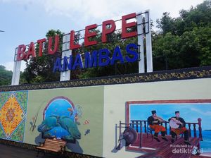 Batu Lepe Objek Wisata unik di Tarempa Kepulauan Anambas