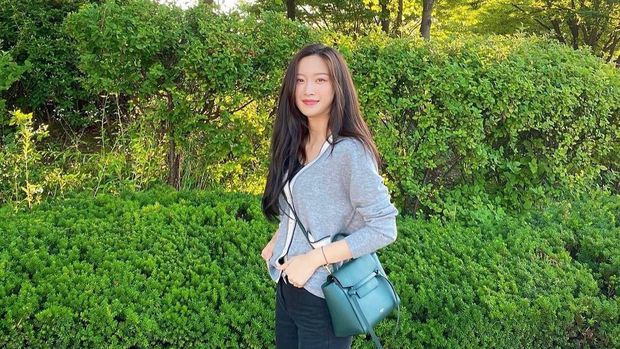 Deretan Karakter Moon Ga Young dalam Drama, dari Mimi sampai True Beauty Cover Moon Ga Young Foto:instagram/m_kayoung