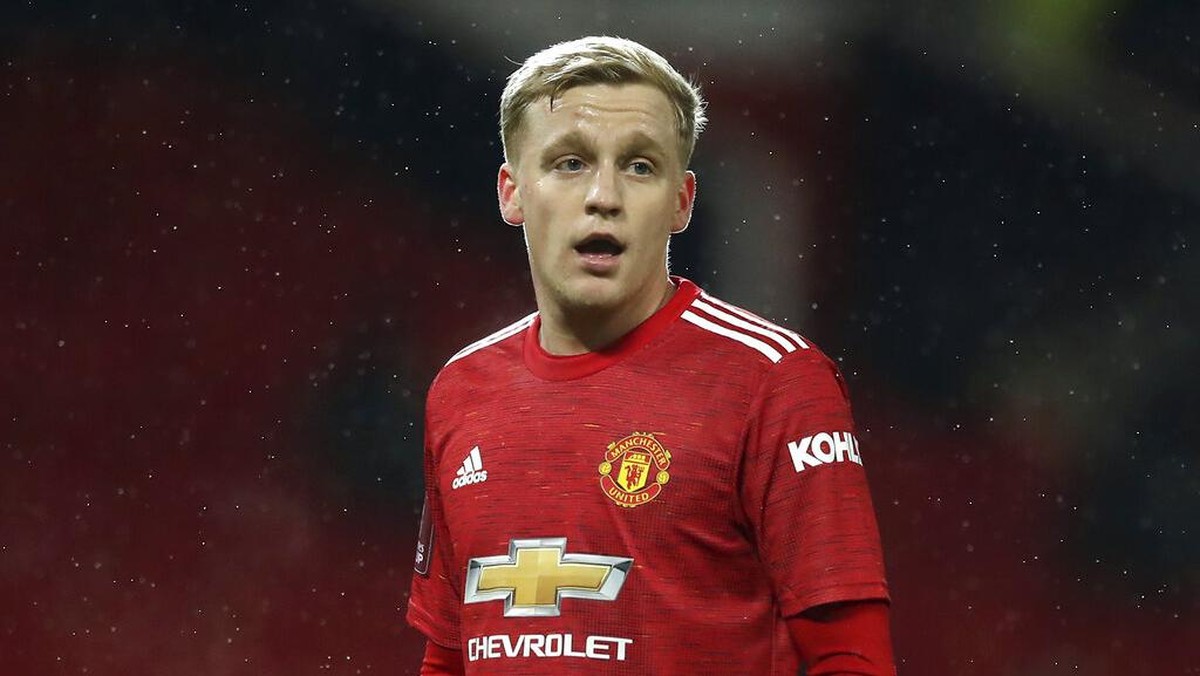 Donny van de Beek fokus membentuk badan menyambut musim baru. (Foto: AP/Martin Rickett)