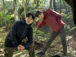 Pengenalan Karakter Drakor Jirisan, Ju Ji Hoon Jadi Hantu Gunung Jiri