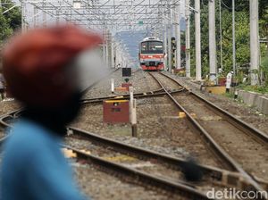 Operasi KA Cilacap-Yogyakarta Ditunda, Uang Penumpang Dikembalikan