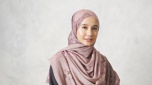 9 Gaya Hijab Syari Laudya Cynthia Bella Setelah Cerai dari Engku Emran